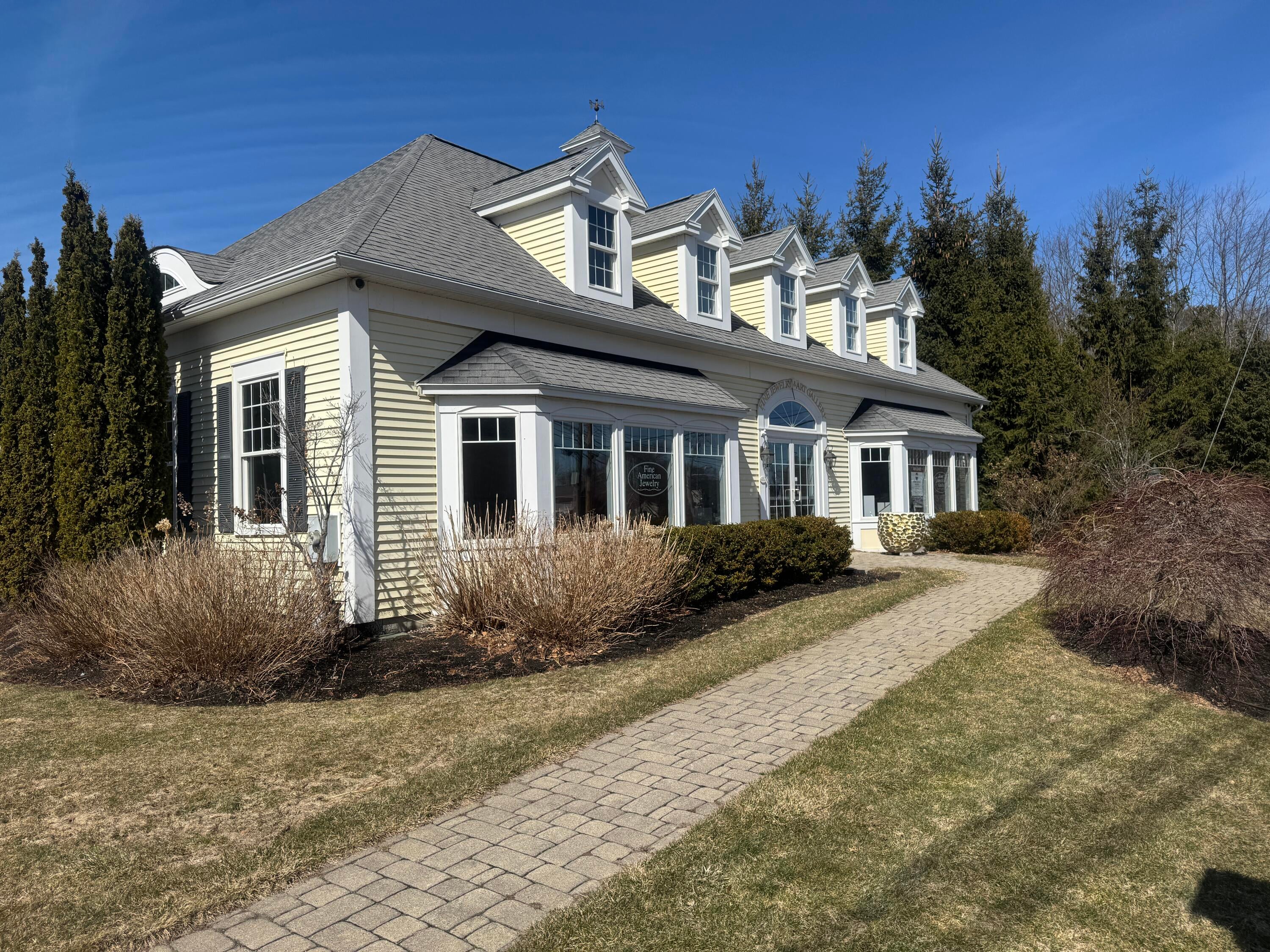 307 Main Street 1
