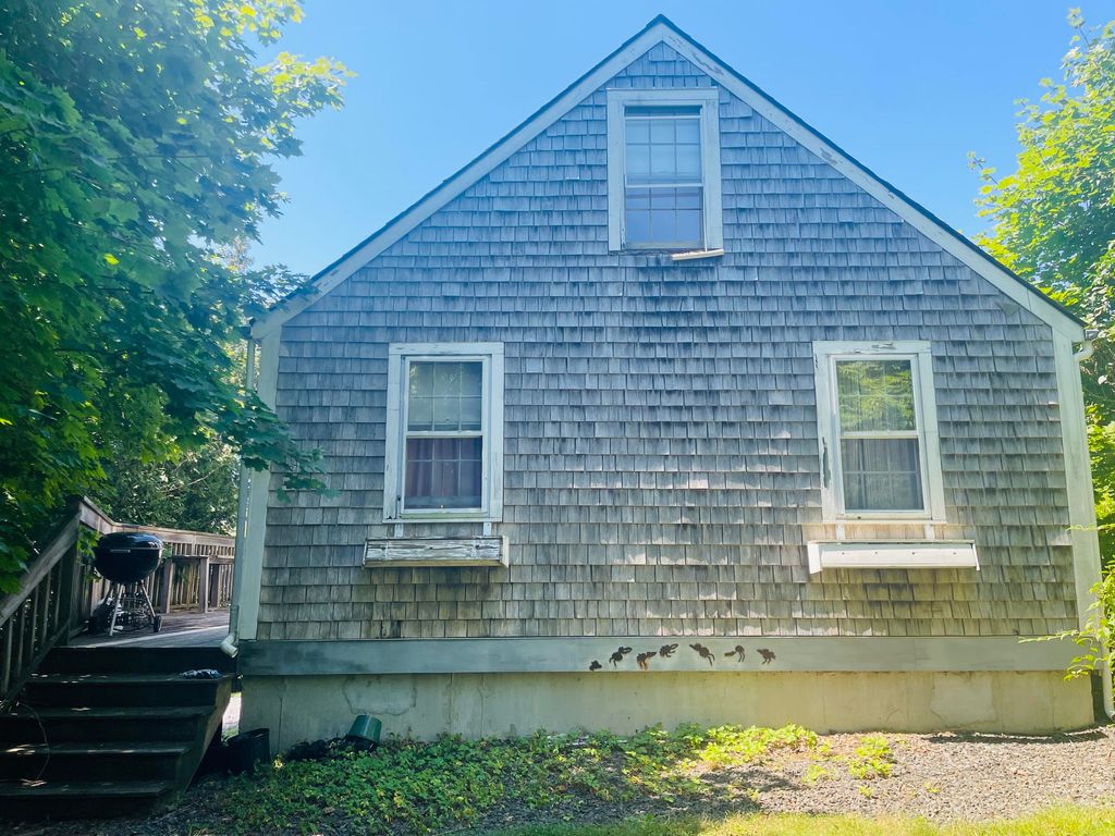 Photo of 5 Franklin Street, Rockport, ME 04856 (MLS # 1640430)