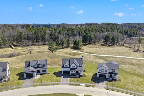 Photo of 78 Owl's Nest Road, Portland, ME 04102 (MLS # 1657822)