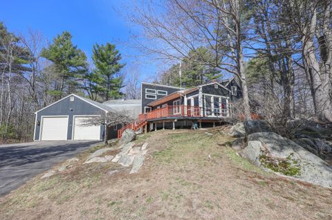 Photo of 144 Beachwood Avenue, Kennebunkport, ME 04046 (MLS # 1657409)