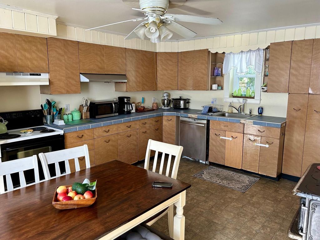 Photo of 178 Hospital Street, Augusta, ME 04330 (MLS # 1641141)