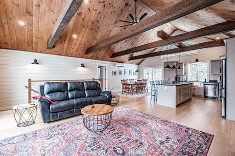 Photo of 5 Whippoorwill Drive, Naples, ME 04055 (MLS # 1650242)