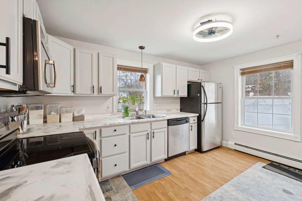 Photo of 6B Meadow View Drive #B, Sanford, ME 04073 (MLS # 1654746)