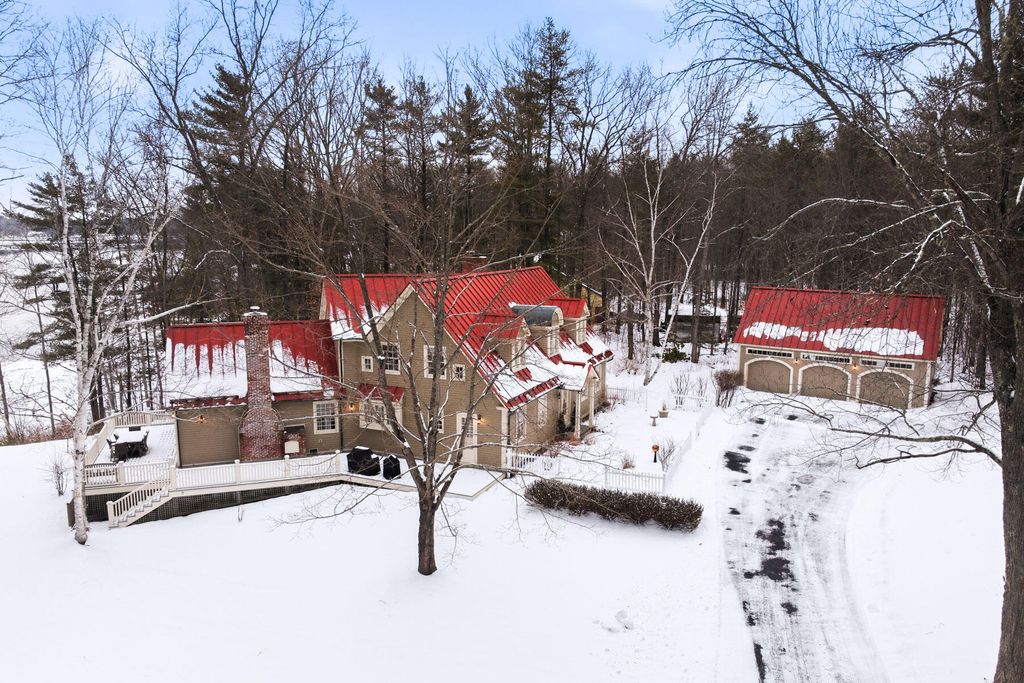 Photo of 116 Heron Cove Road, Eliot, ME 03903 (MLS # 1649198)