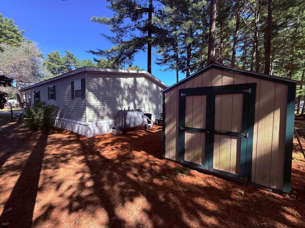 Photo of 31 Franklin Parkway, Brunswick, ME 04011 (MLS # 1652258)