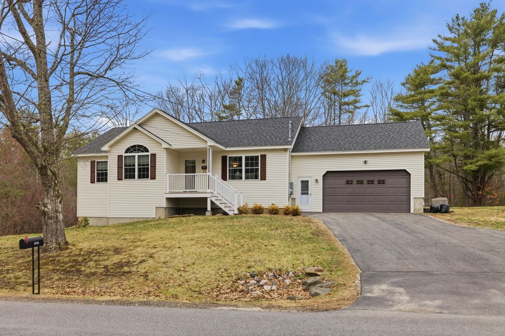Photo of 215 Loop Road, Wells, ME 04090 (MLS # 1657926)