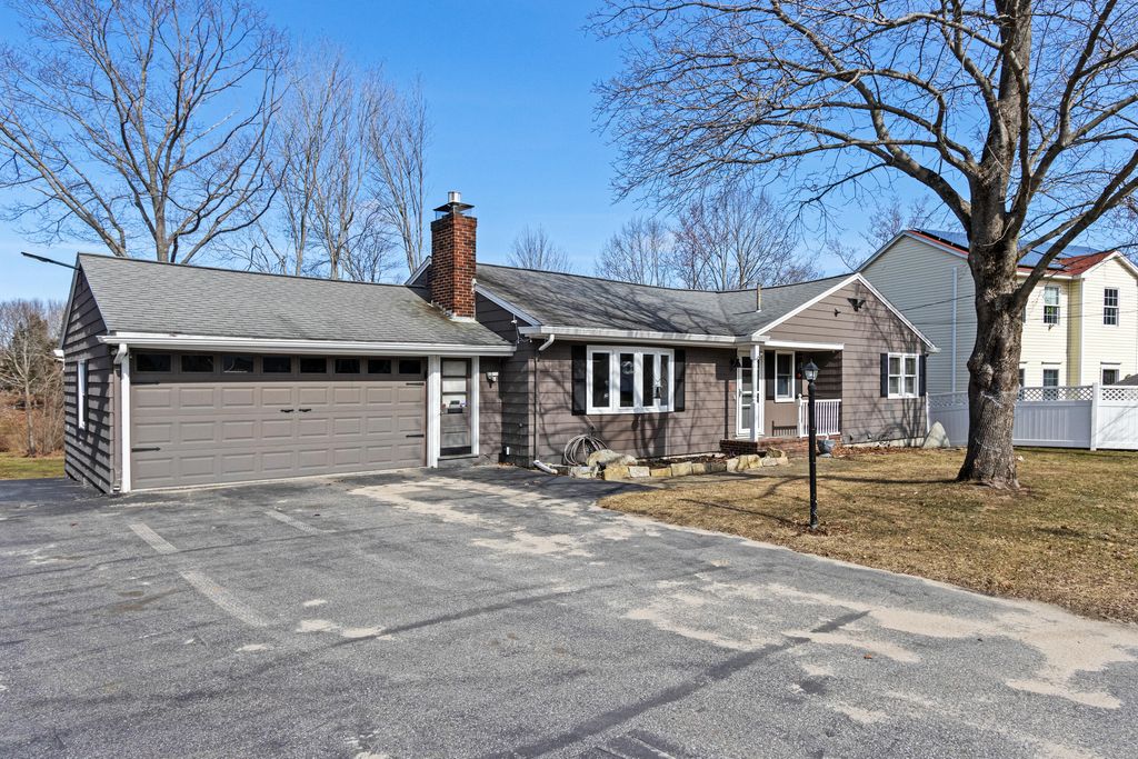 Photo of 15 Bellaire Road, South Portland, ME 04106 (MLS # 1654853)