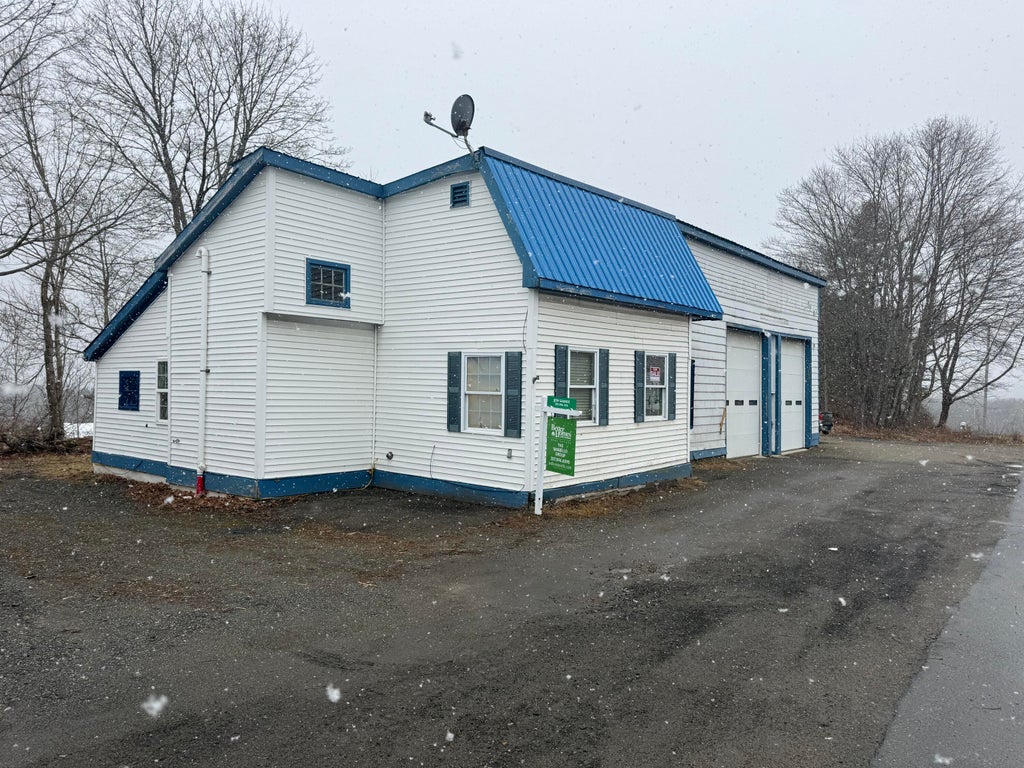 Photo of 2 Atlantic Highway, Thomaston, ME 04861 (MLS # 1642715)