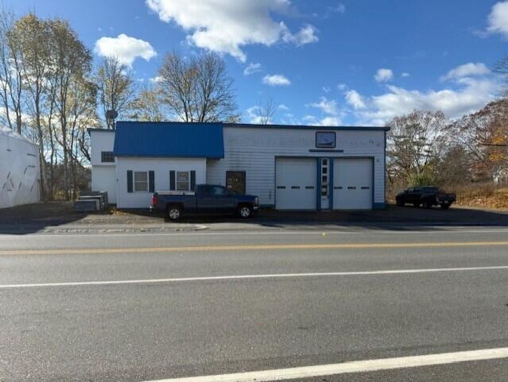 Photo of 2 Atlantic Highway, Thomaston, ME 04861 (MLS # 1642715)