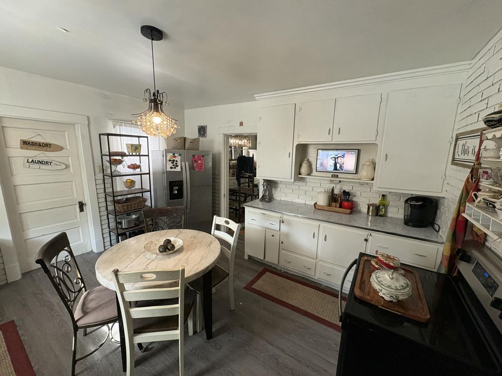 Photo of 11 Barrows Street, Paris, ME 04281 (MLS # 1653164)