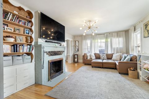 Photo of 11 Barrows Street, Paris, ME 04281 (MLS # 1653164)