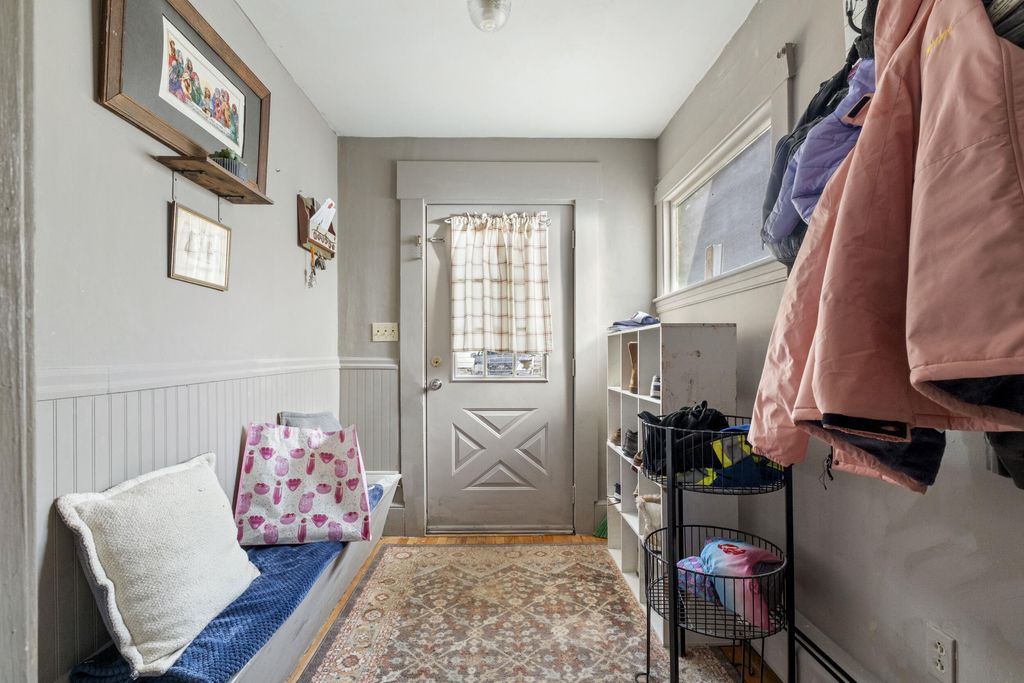 Photo of 11 Barrows Street, Paris, ME 04281 (MLS # 1653164)