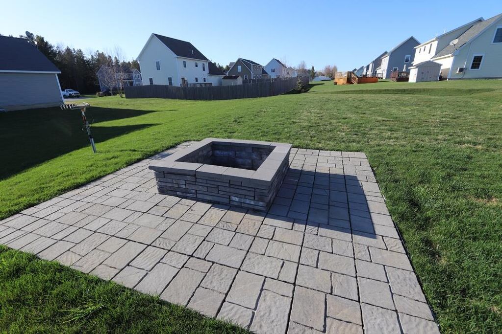 Photo of 50 Rolling Meadow Drive, Bangor, ME 04401 (MLS # 1658534)