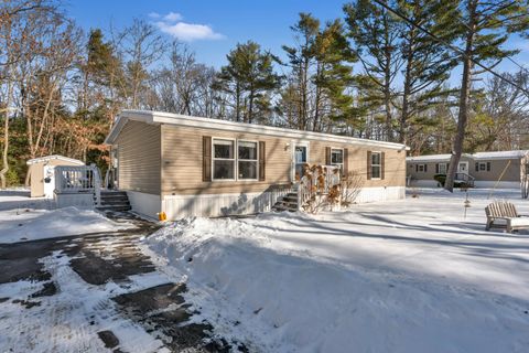 Photo of 39 Leisure Drive, Alfred, ME 04002 (MLS # 1646837)