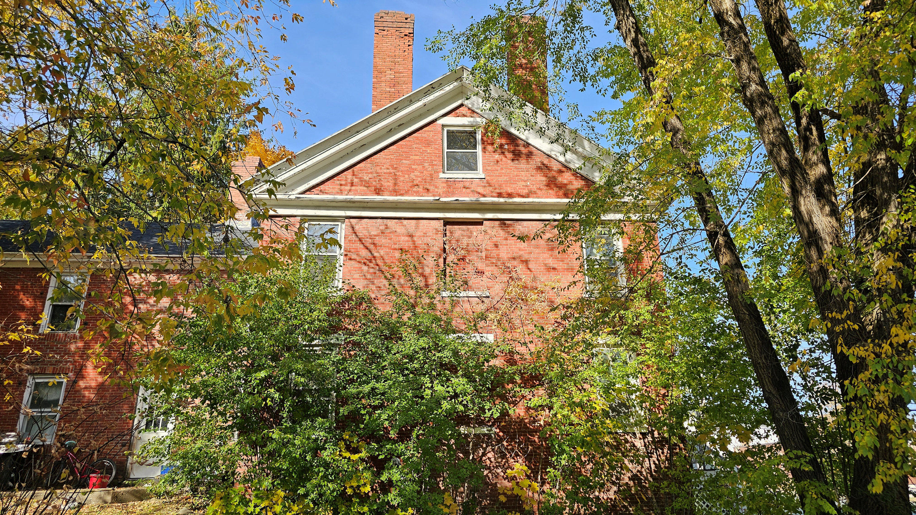 371 Main Street