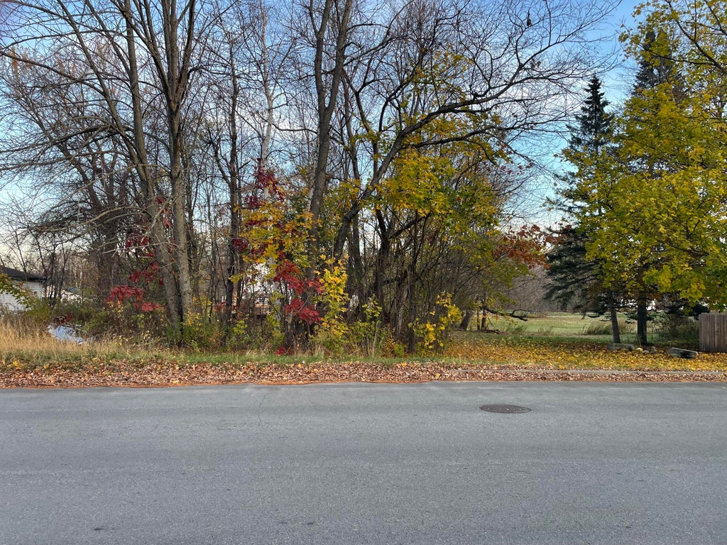 Photo of 34 Waverly Avenue, Pittsfield, ME 04967 (MLS # 1643009)