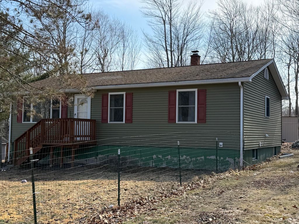 Photo of 372 Massachusetts Avenue, Millinocket, ME 04462 (MLS # 1656128)