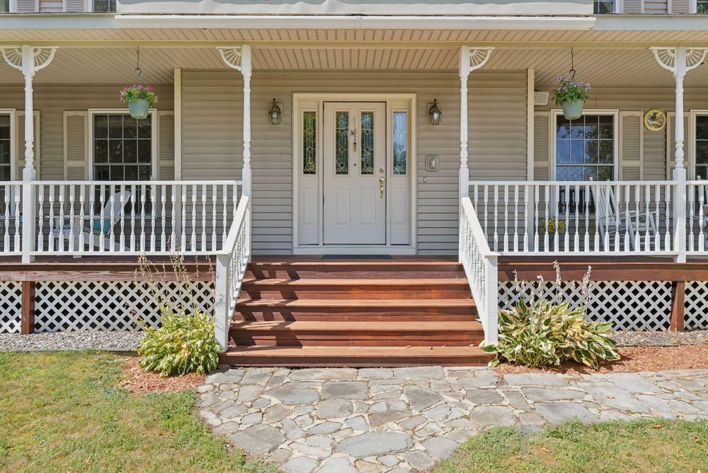 Photo of 111 Daggett Drive, Raymond, ME 04071 (MLS # 1658019)