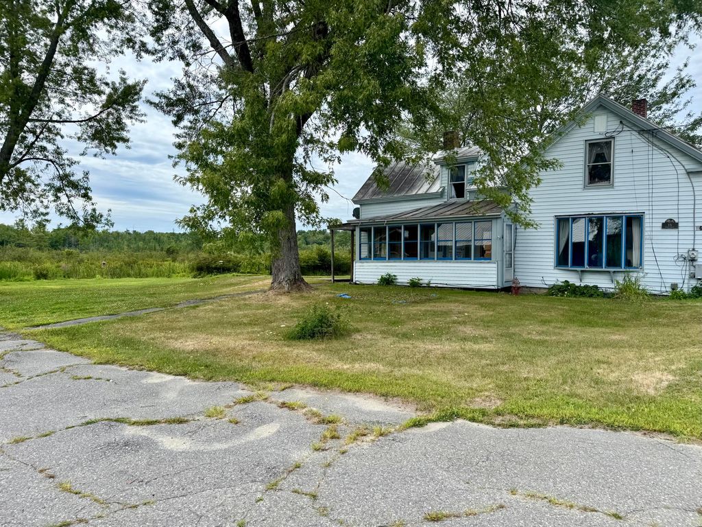 Photo of 16 Heath Street, Oakland, ME 04963 (MLS # 1656062)