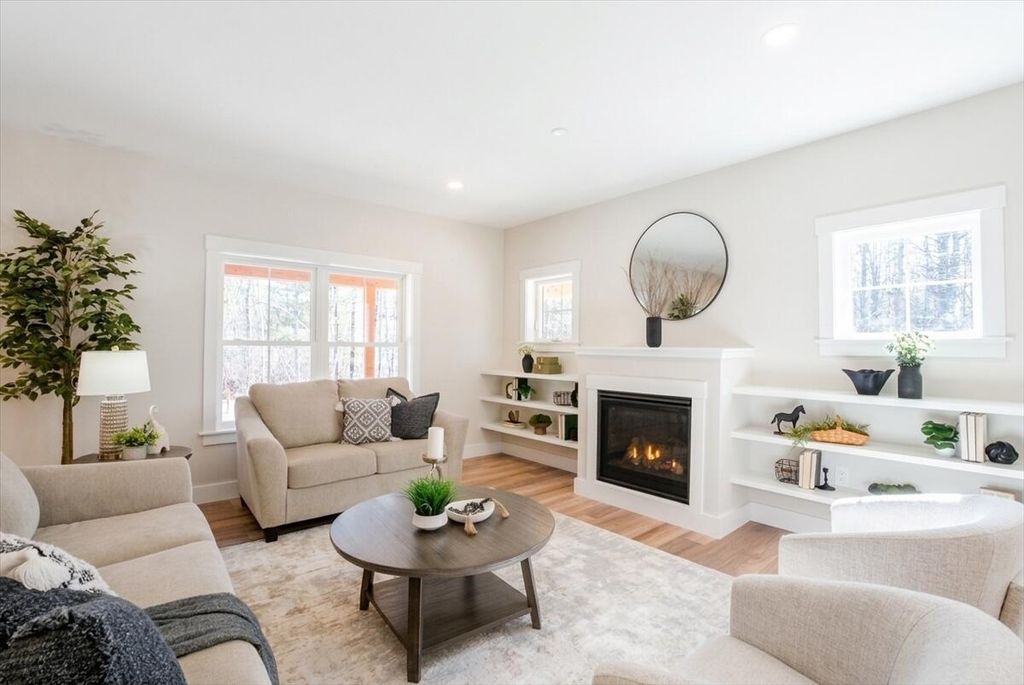 Photo of 321 Pownal Road, Freeport, ME 04032 (MLS # 1657020)