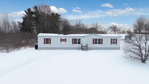 Photo of 5 Santa Lane, Litchfield, ME 04350 (MLS # 1646533)