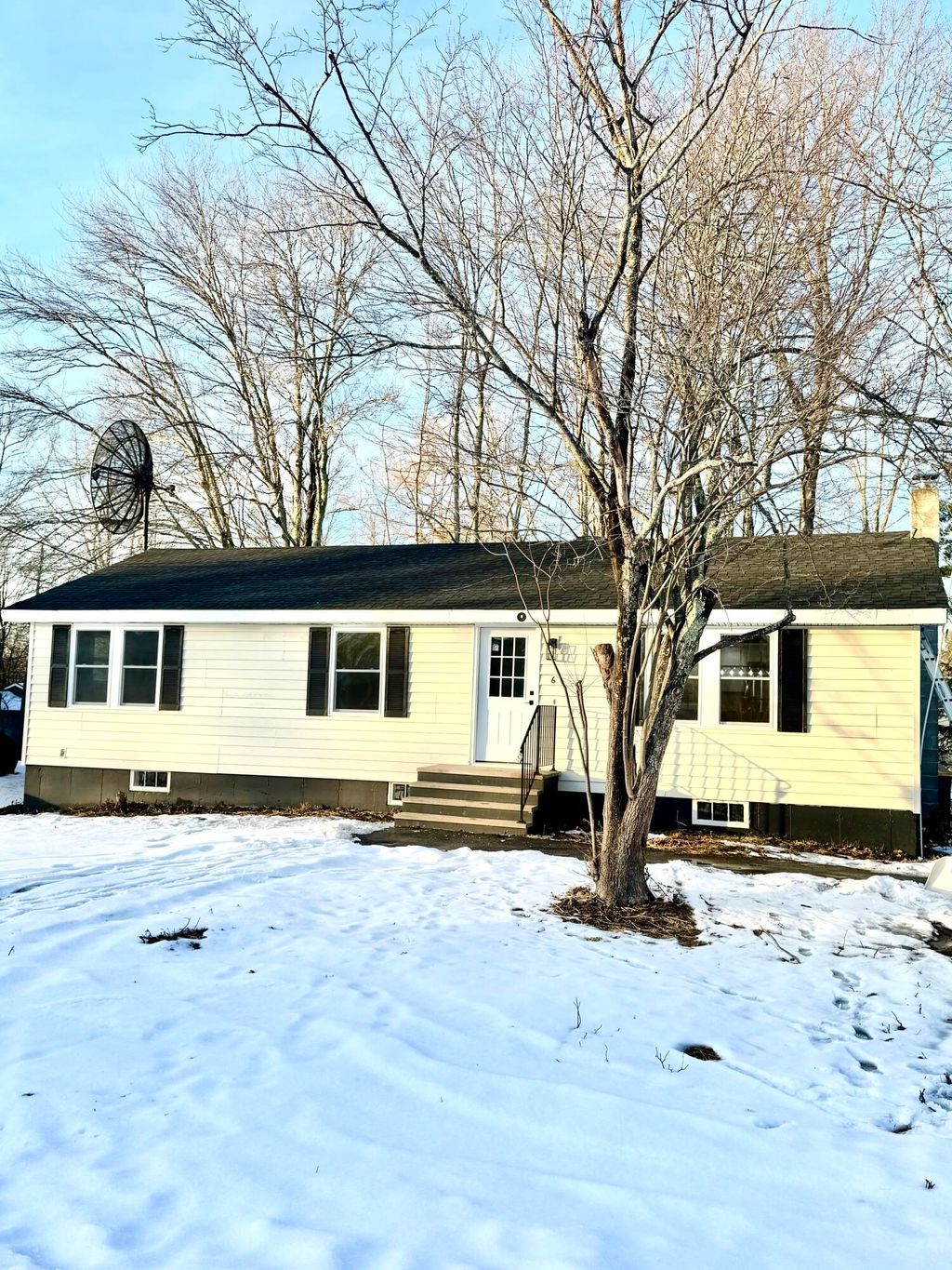 Photo of 6 Phillip Street, Scarborough, ME 04074 (MLS # 1648914)