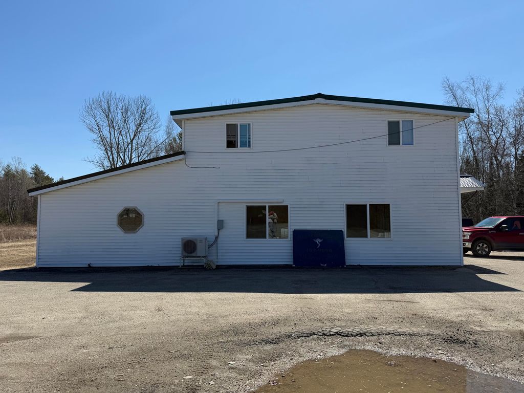 Photo of 442 W Broadway, Lincoln, ME 04457 (MLS # 1657478)