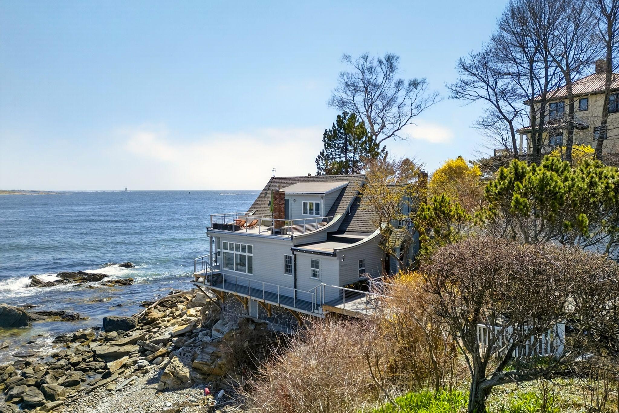 South Portland, Maine, 04106, United States, 2 Bedrooms Bedrooms, ,2 BathroomsBathrooms,Residential,Active,2013638