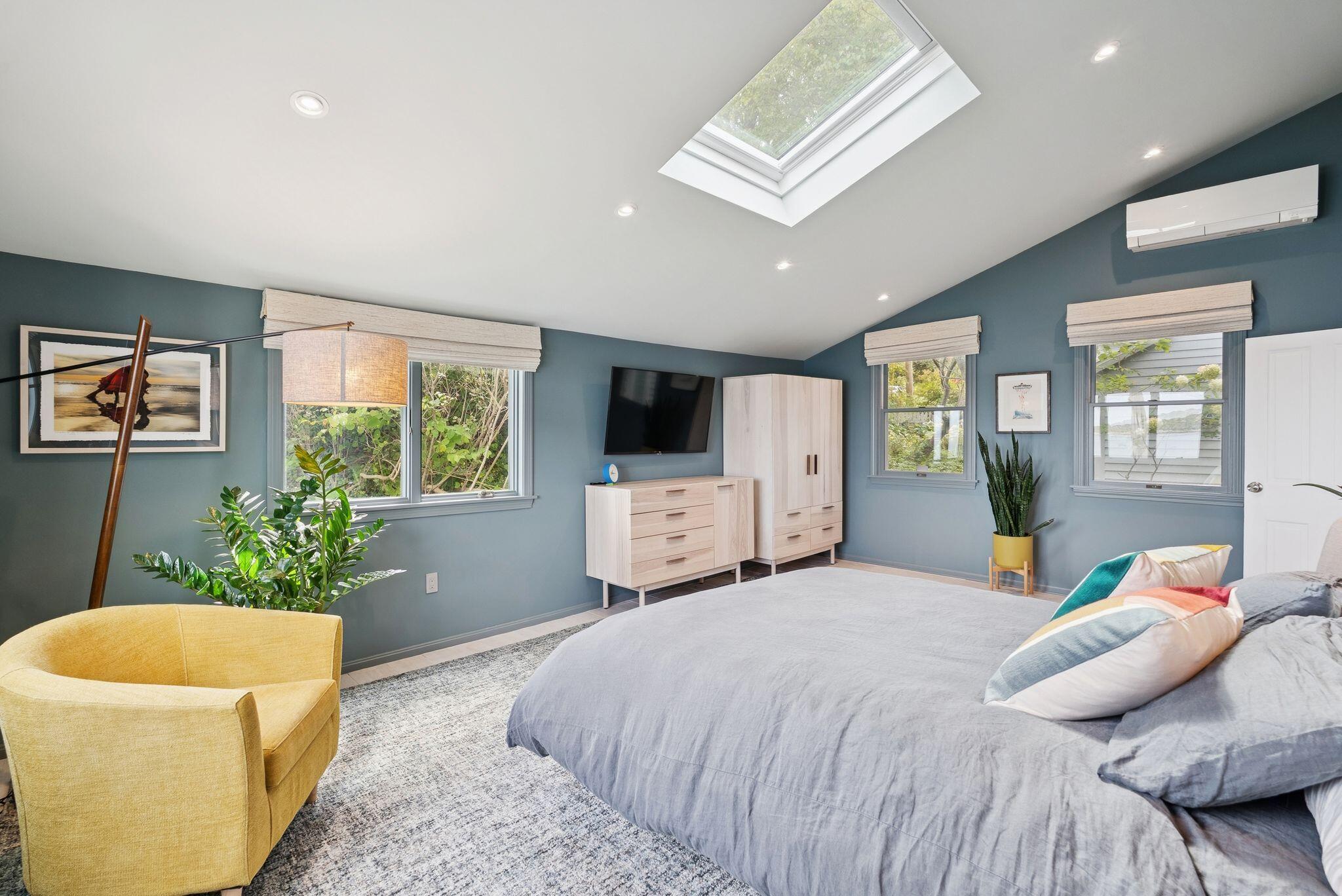 South Portland, Maine, 04106, United States, 2 Bedrooms Bedrooms, ,2 BathroomsBathrooms,Residential,Active,2013638