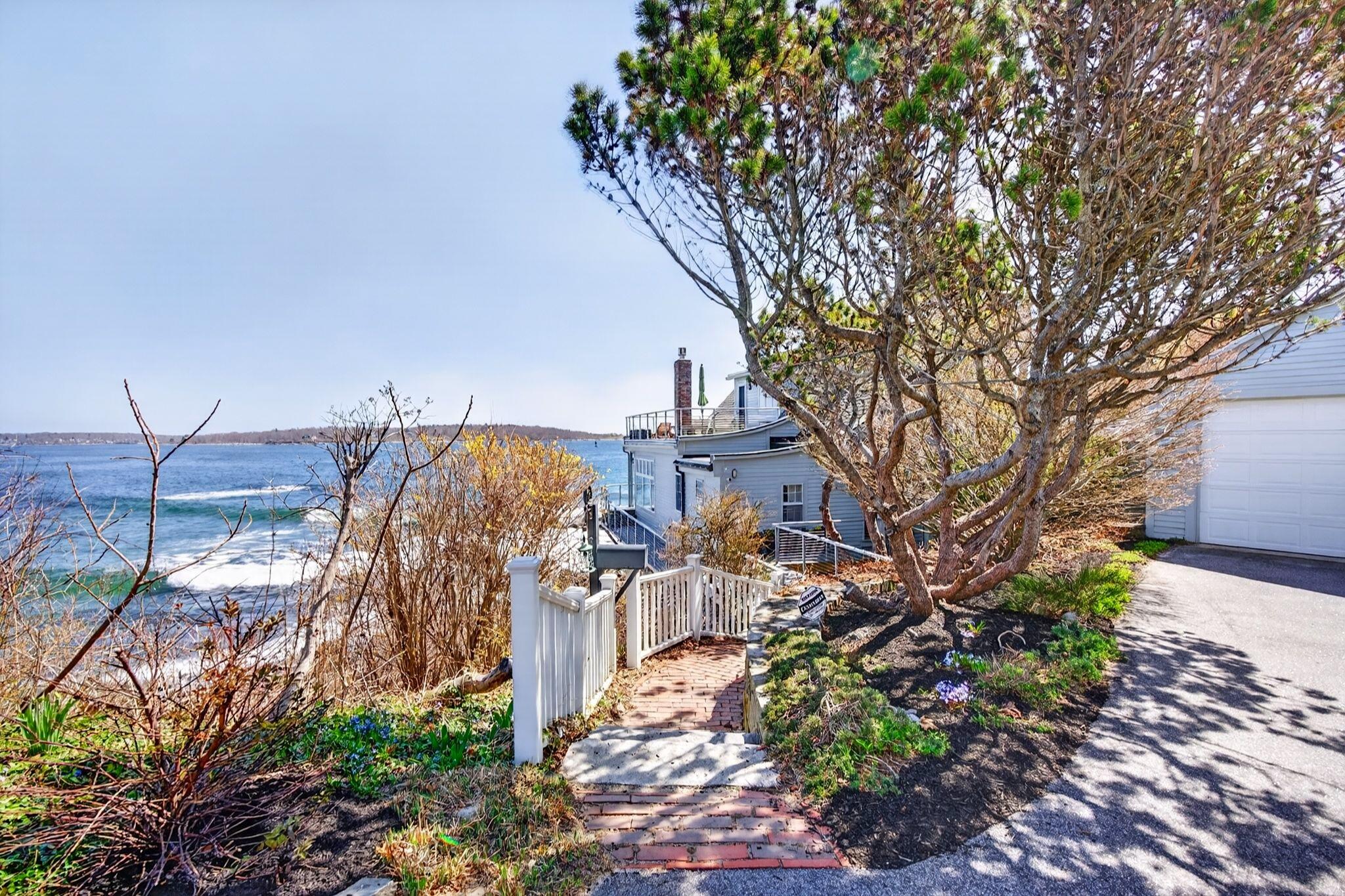 South Portland, Maine, 04106, United States, 2 Bedrooms Bedrooms, ,2 BathroomsBathrooms,Residential,Active,2013638
