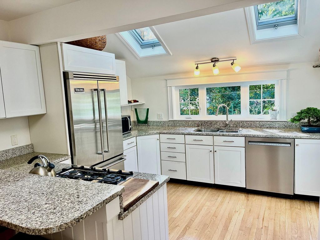 Photo of 33 Bay View Drive, Portland, ME 04103 (MLS # 1641828)