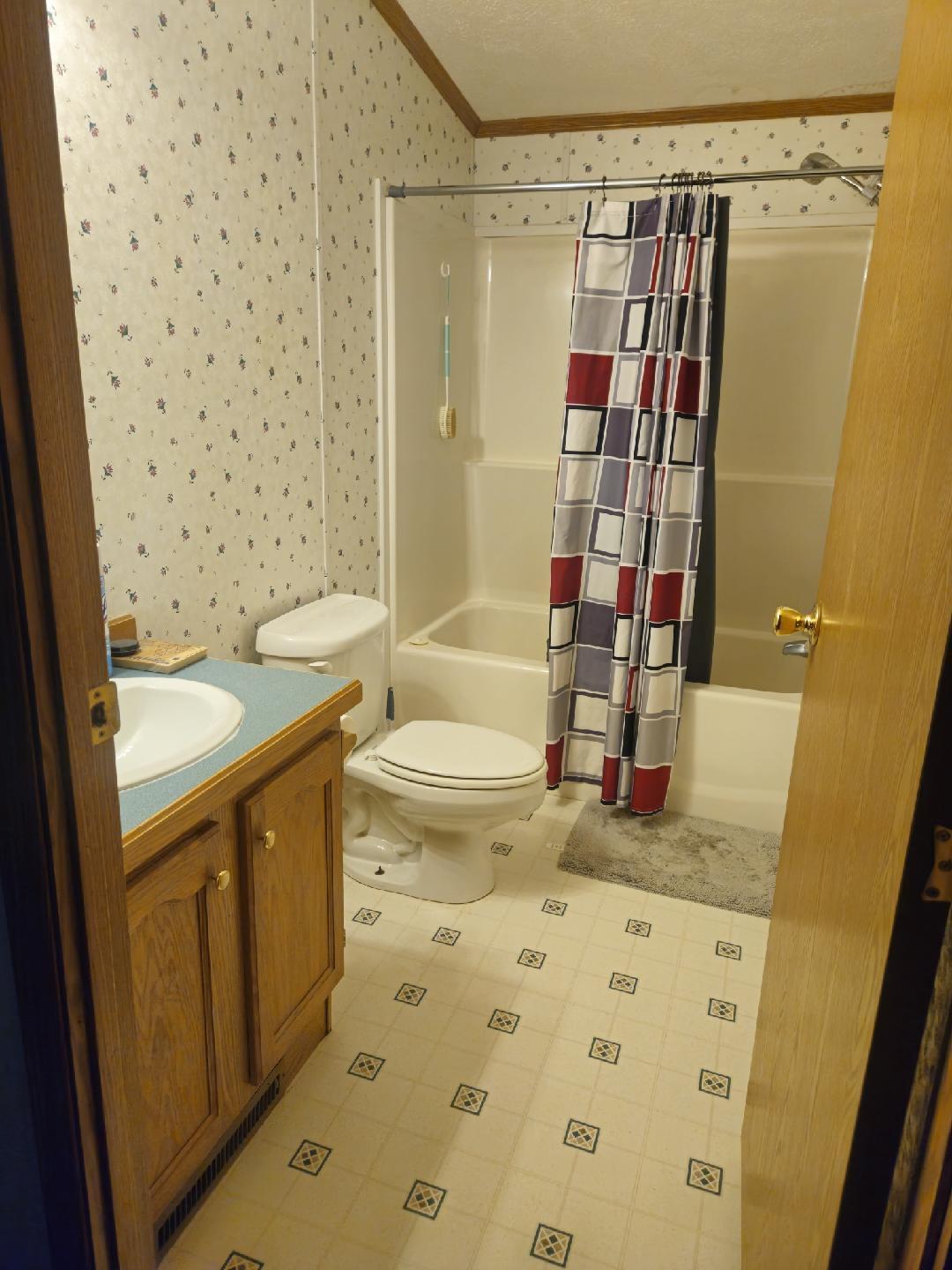 Sidney, Maine 04330, United States, 3 Bedrooms Bedrooms, ,2 BathroomsBathrooms,Residential,Active,147329