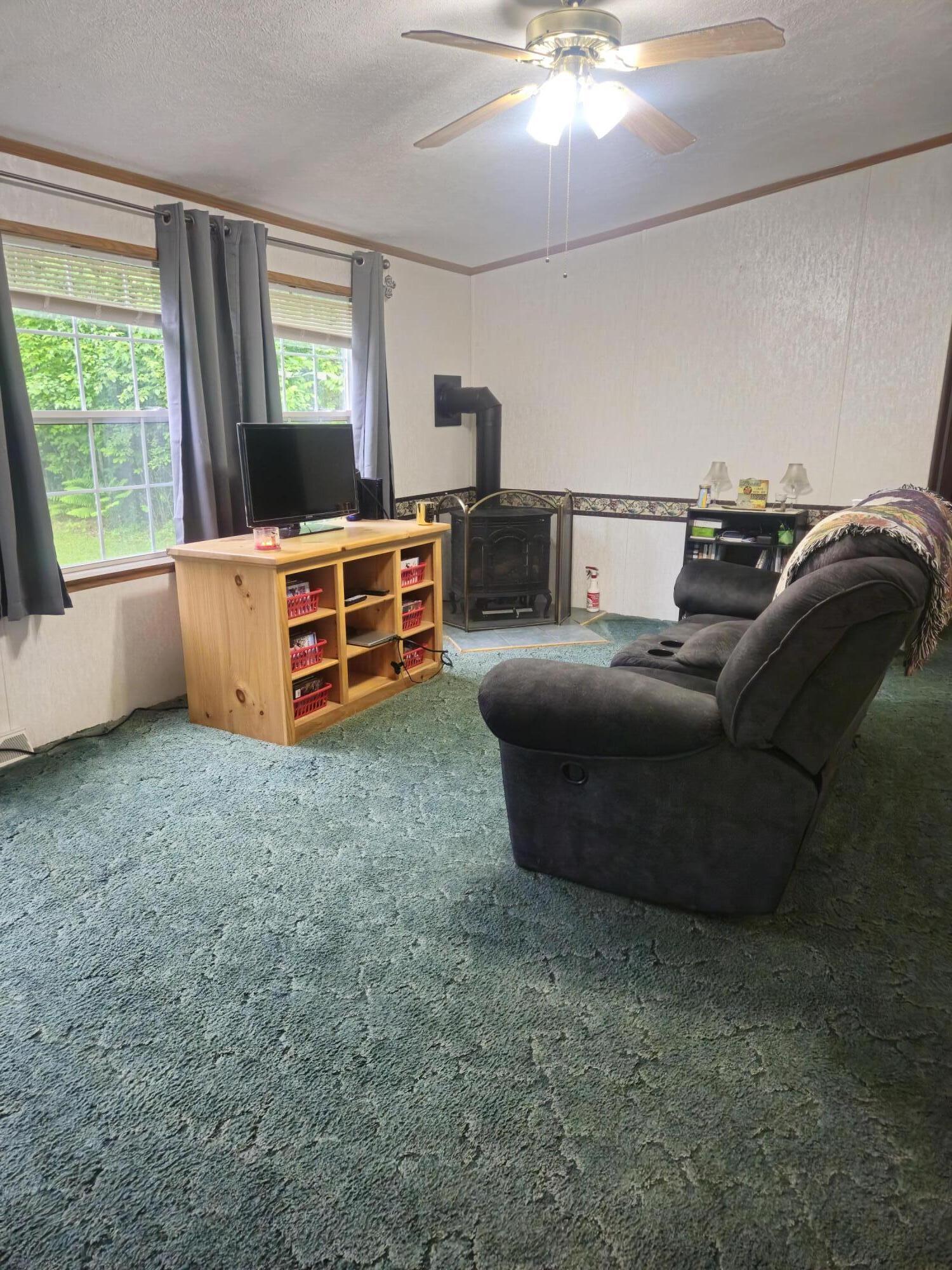 Sidney, Maine 04330, United States, 3 Bedrooms Bedrooms, ,2 BathroomsBathrooms,Residential,Active,147329