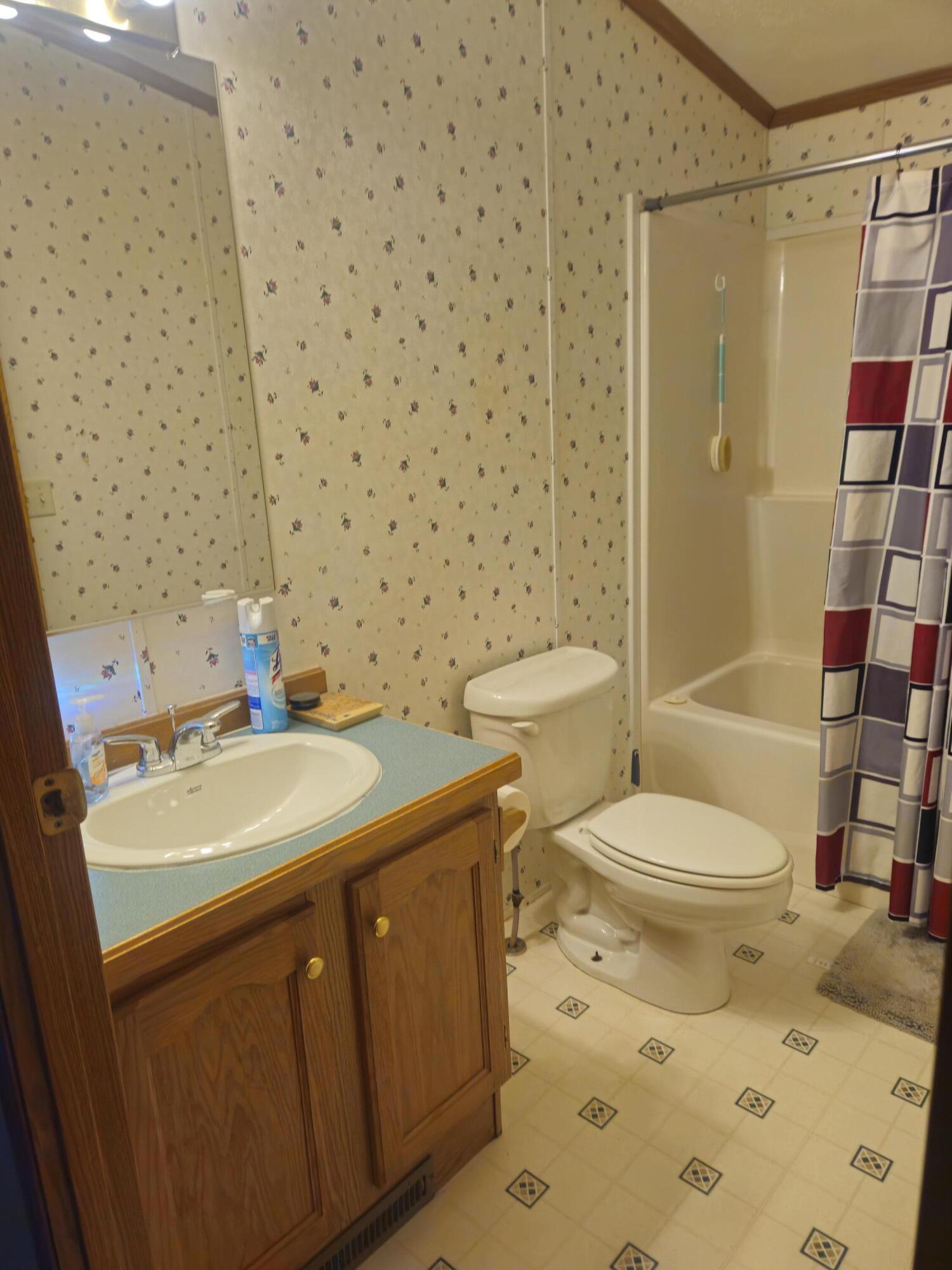 Sidney, Maine 04330, United States, 3 Bedrooms Bedrooms, ,2 BathroomsBathrooms,Residential,Active,147329