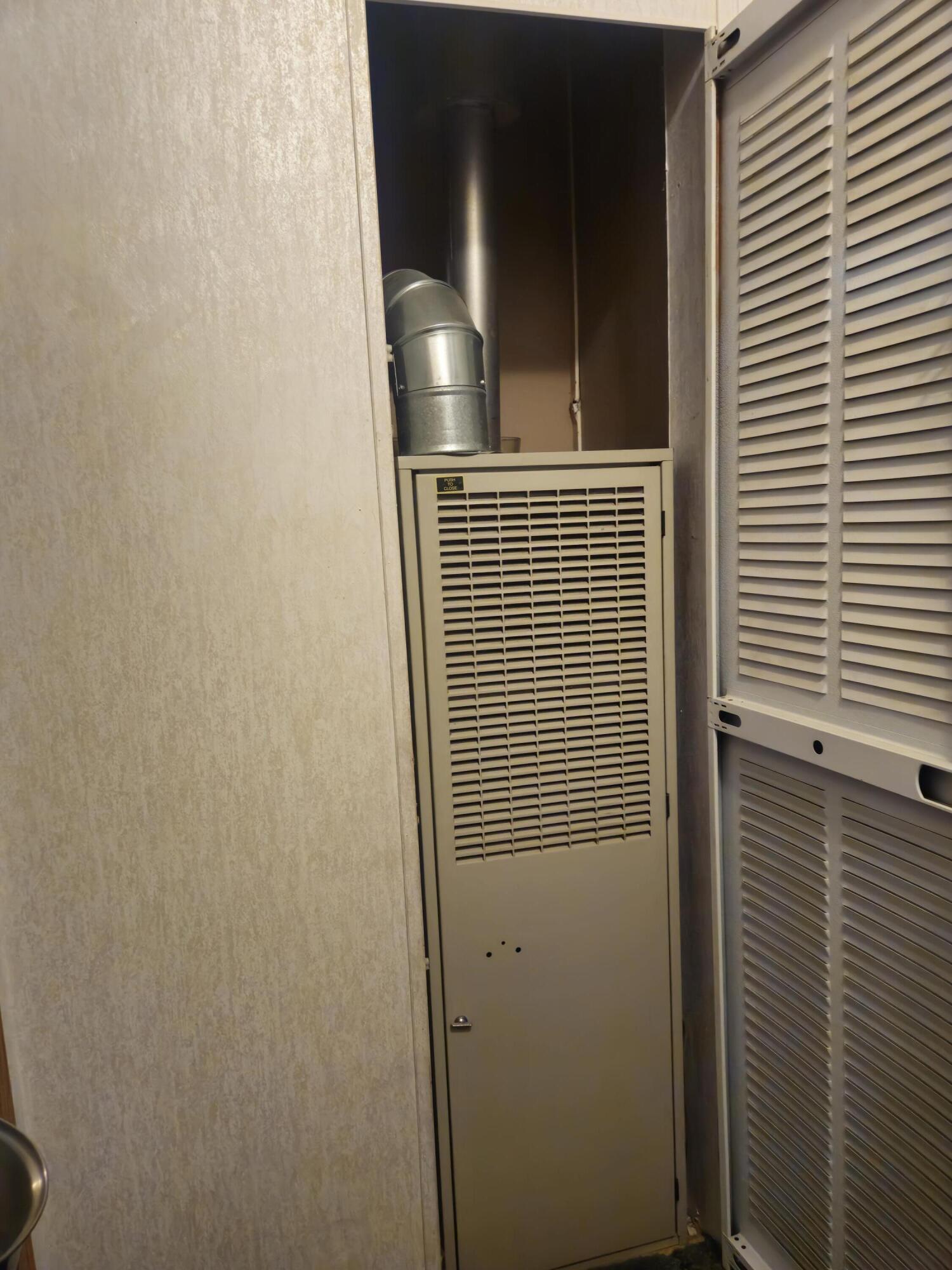 Sidney, Maine 04330, United States, 3 Bedrooms Bedrooms, ,2 BathroomsBathrooms,Residential,Active,147329