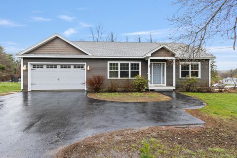 Photo of 690 Auburn Street, Portland, ME 04103 (MLS # 1660340)