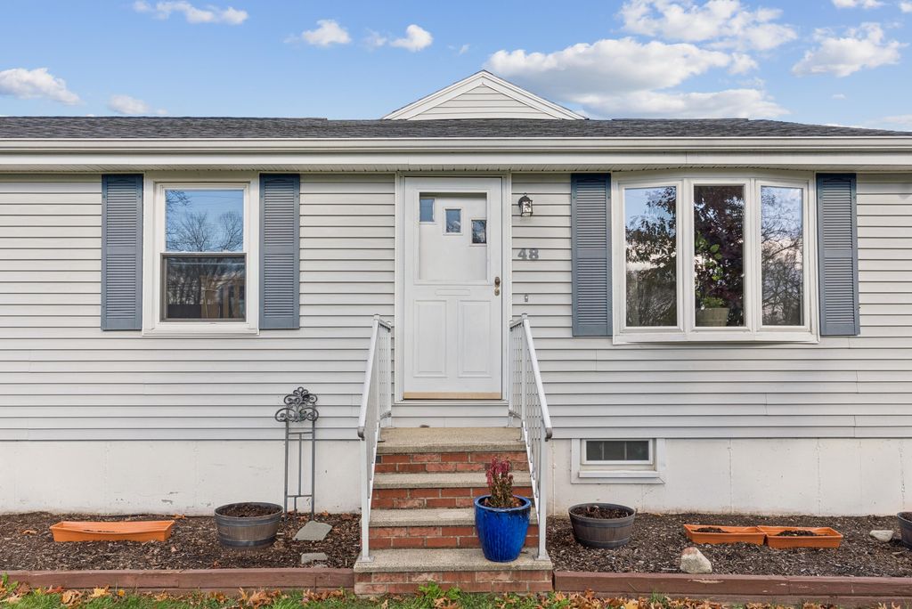 Photo of 48 Nasson Avenue, Westbrook, ME 04092 (MLS # 1643227)