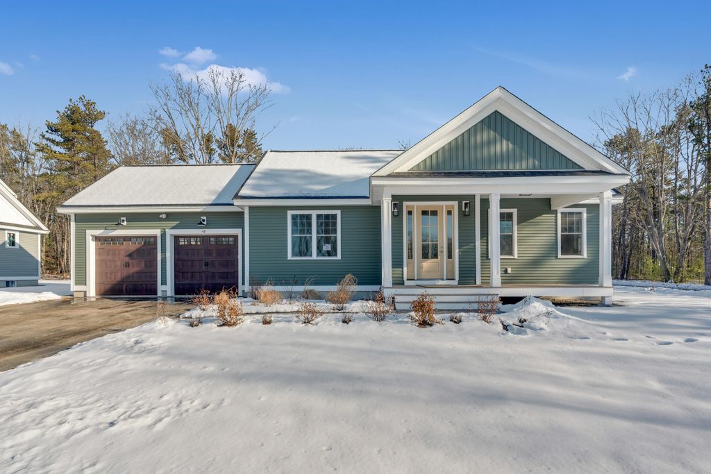 Photo of 42 Cascade Circle #34, Kennebunk, ME 04043 (MLS # 1650685)