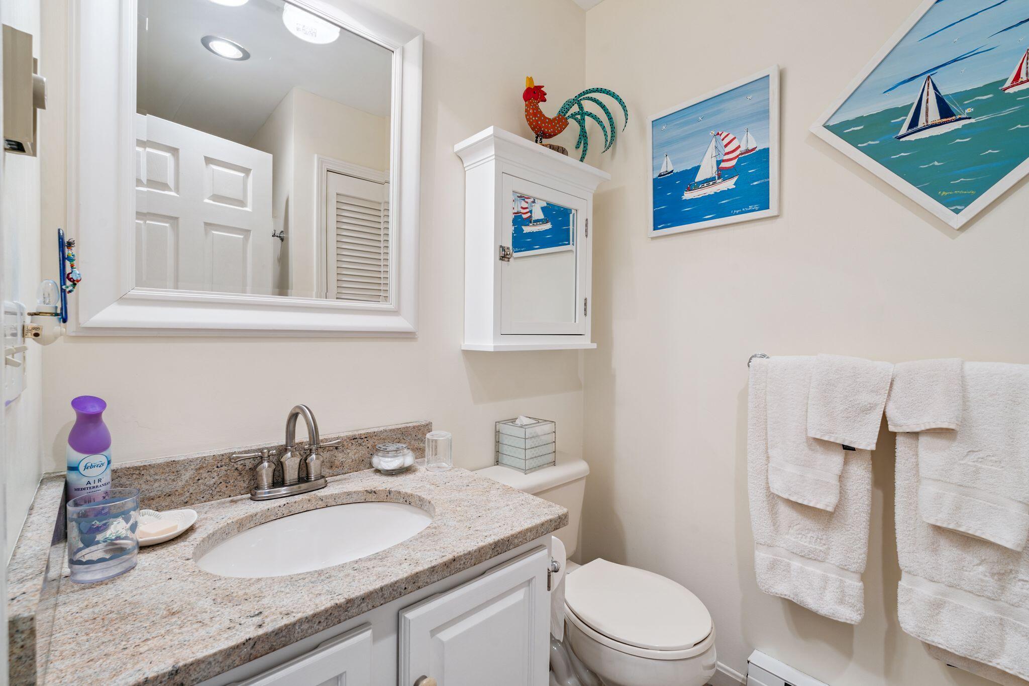 Kennebunk, Maine 04043, United States, 3 Bedrooms Bedrooms, ,3 BathroomsBathrooms,Residential,Pending,165989