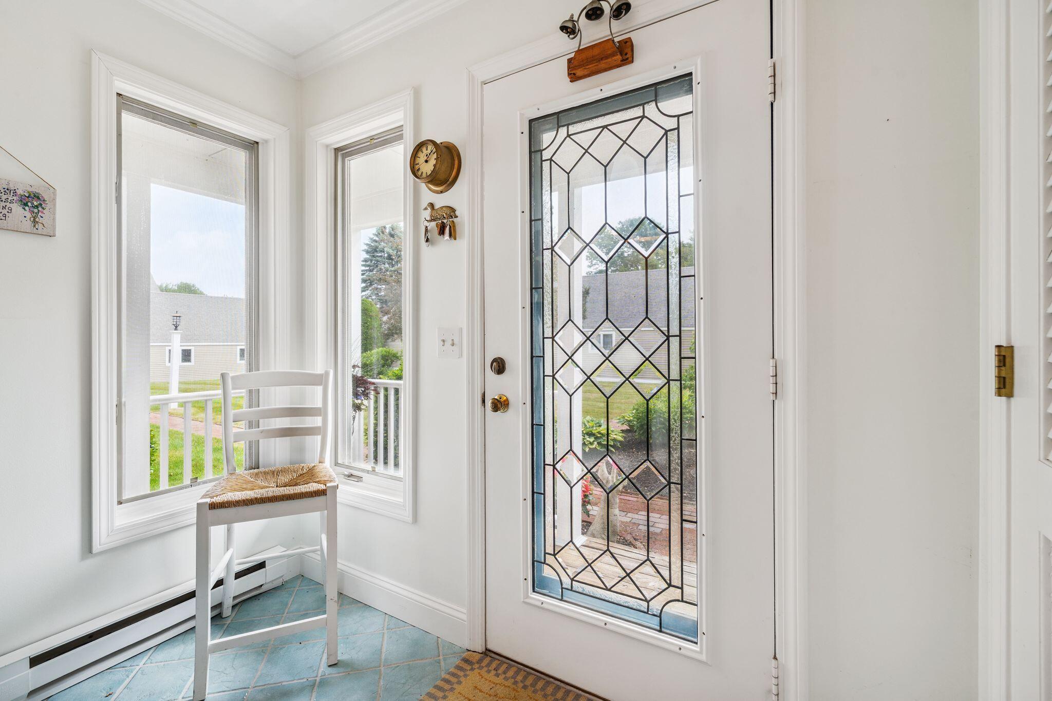 Kennebunk, Maine 04043, United States, 3 Bedrooms Bedrooms, ,3 BathroomsBathrooms,Residential,Pending,165989