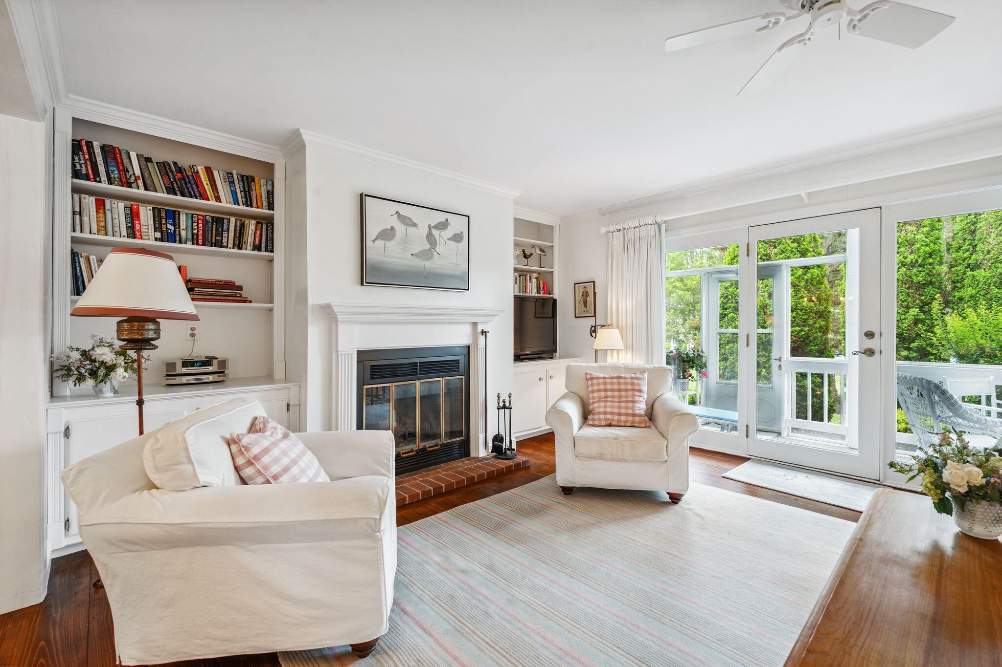 Kennebunk, Maine 04043, United States, 3 Bedrooms Bedrooms, ,3 BathroomsBathrooms,Residential,Pending,165989