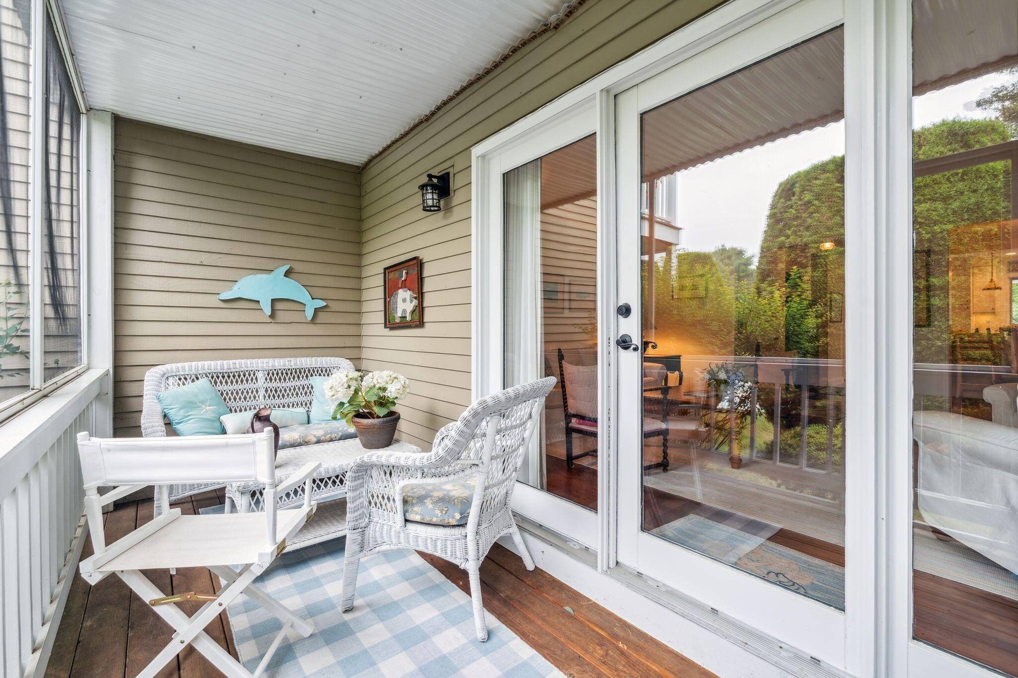 Kennebunk, Maine 04043, United States, 3 Bedrooms Bedrooms, ,3 BathroomsBathrooms,Residential,Pending,165989