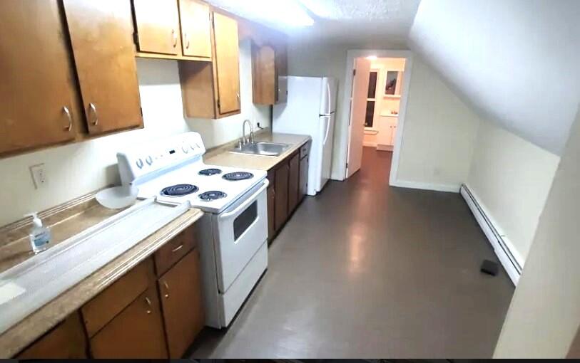 4 Kossuth Street