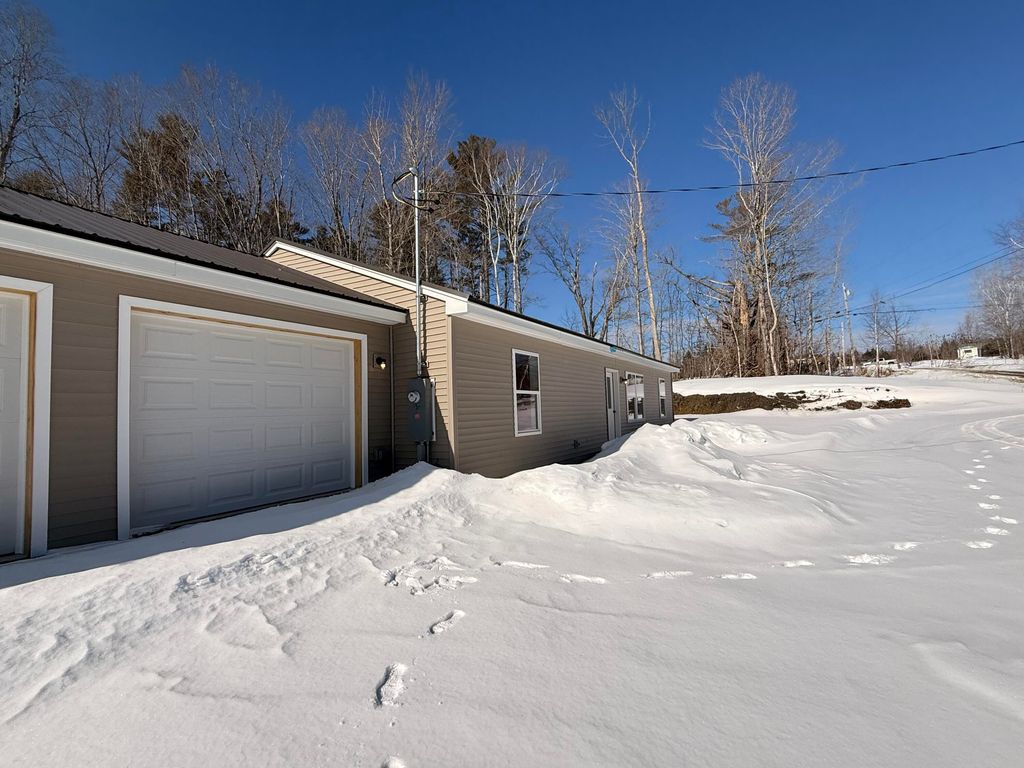 Photo of 5 Oldham Road, Saint Albans, ME 04971 (MLS # 1657557)