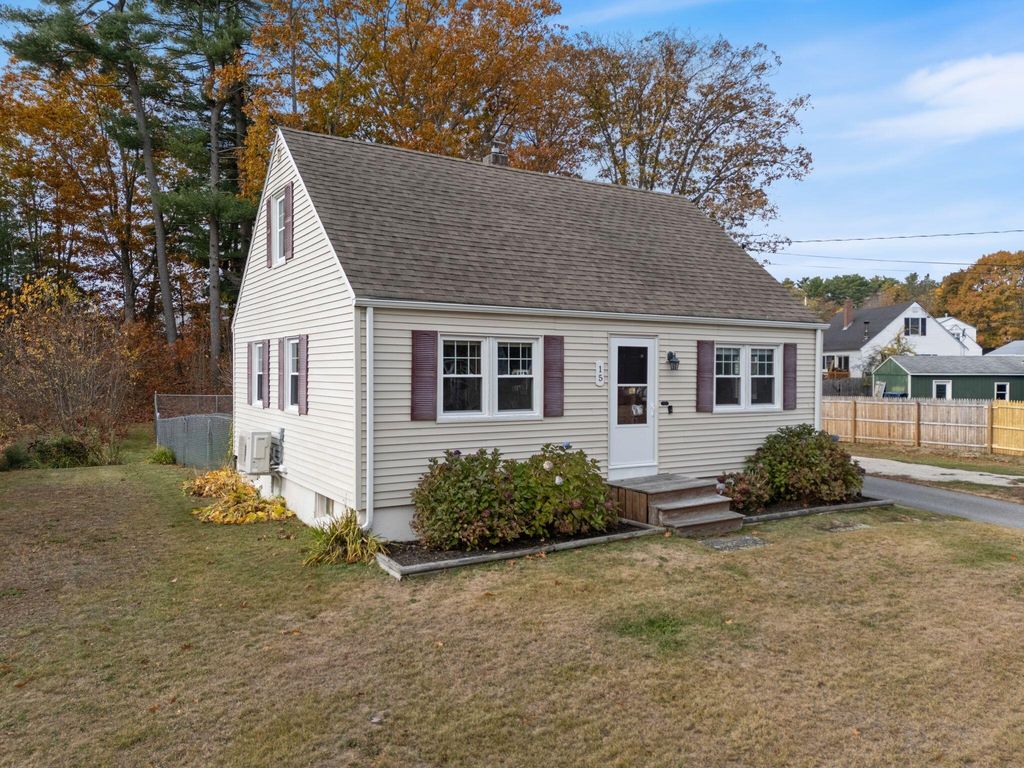 Photo of 15 Minat Avenue, Brunswick, ME 04011 (MLS # 1642359)