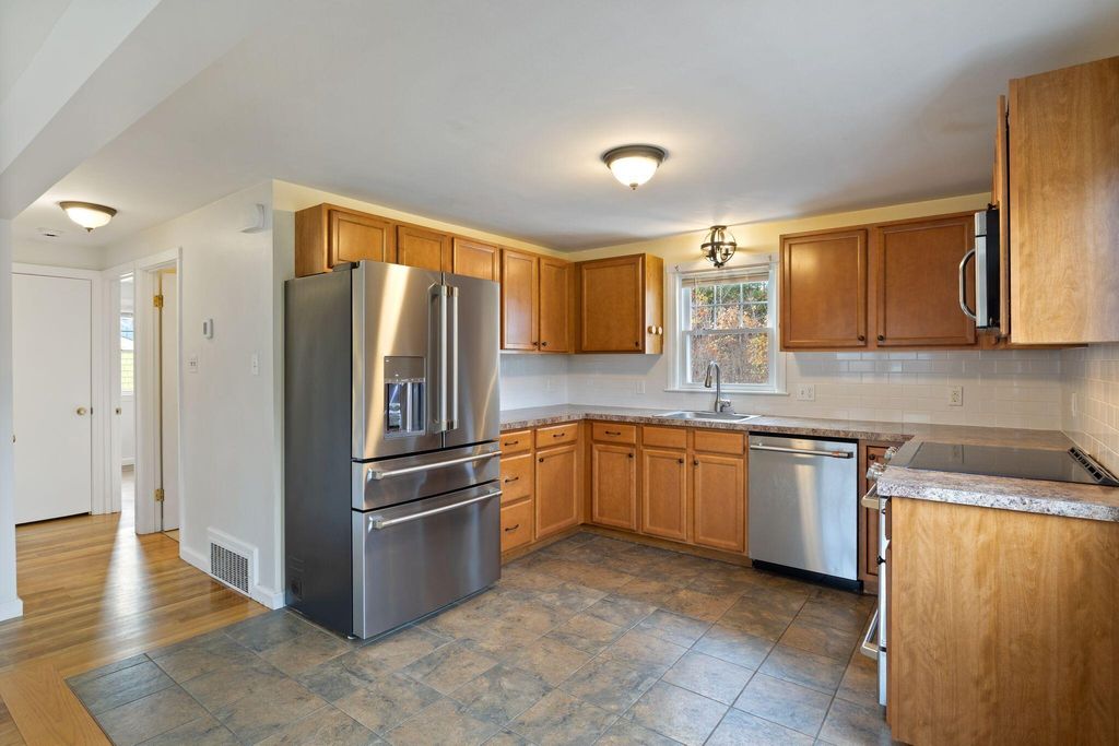 Photo of 15 Minat Avenue, Brunswick, ME 04011 (MLS # 1642359)