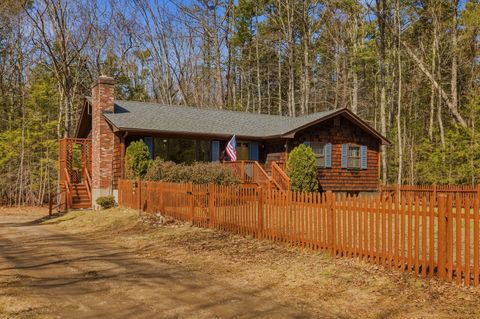 Photo of 161 Beech Ridge Road, Eliot, ME 03903 (MLS # 1656404)