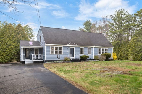 Photo of 43 Sedgewood Drive, Kennebunk, ME 04043 (MLS # 1661974)