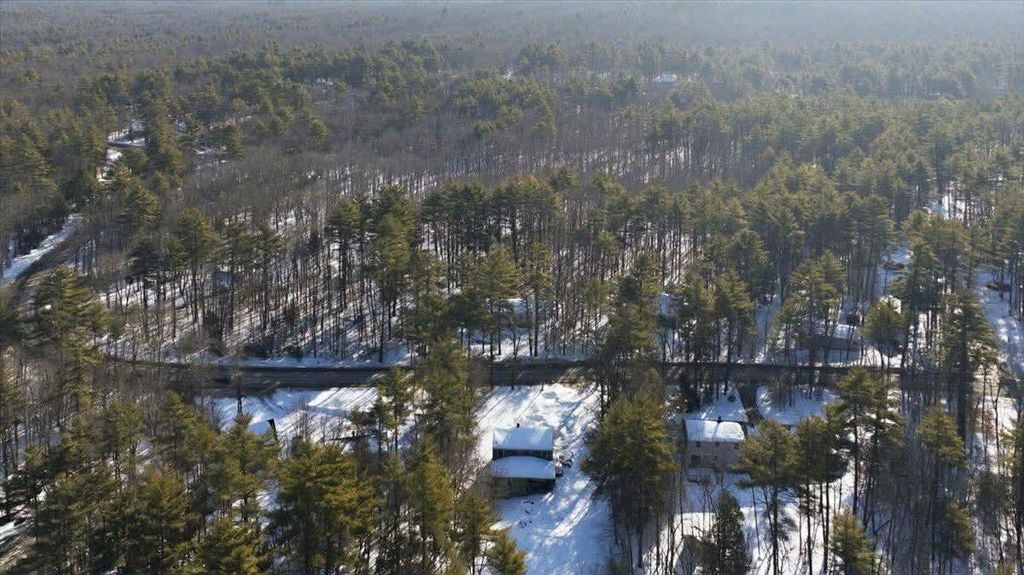 Photo of 374 New Dam Road, Waterboro, ME 04061 (MLS # 1652970)