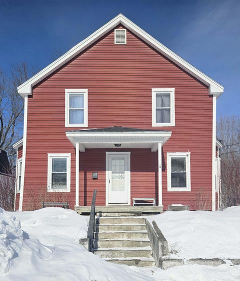 18 King Avenue Lewiston ME 04240